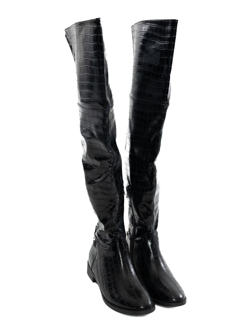 SHOES & BOOTS