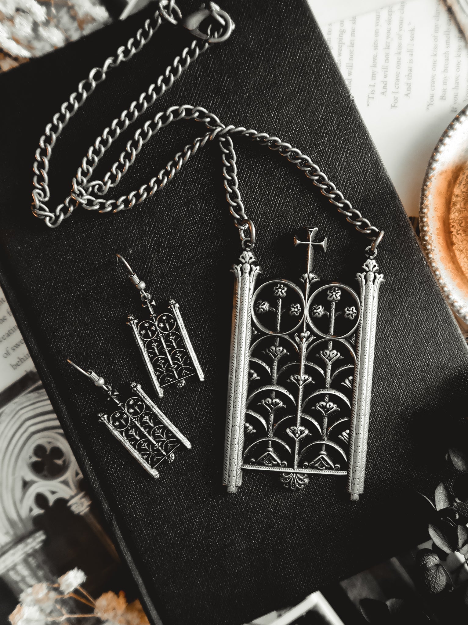 Rotunda Relic Necklace (SHIPS FROM THE PRETTY CULT, NOT AVAILABLE FOR PICKUP IN STORE) - Die With Your Boots On