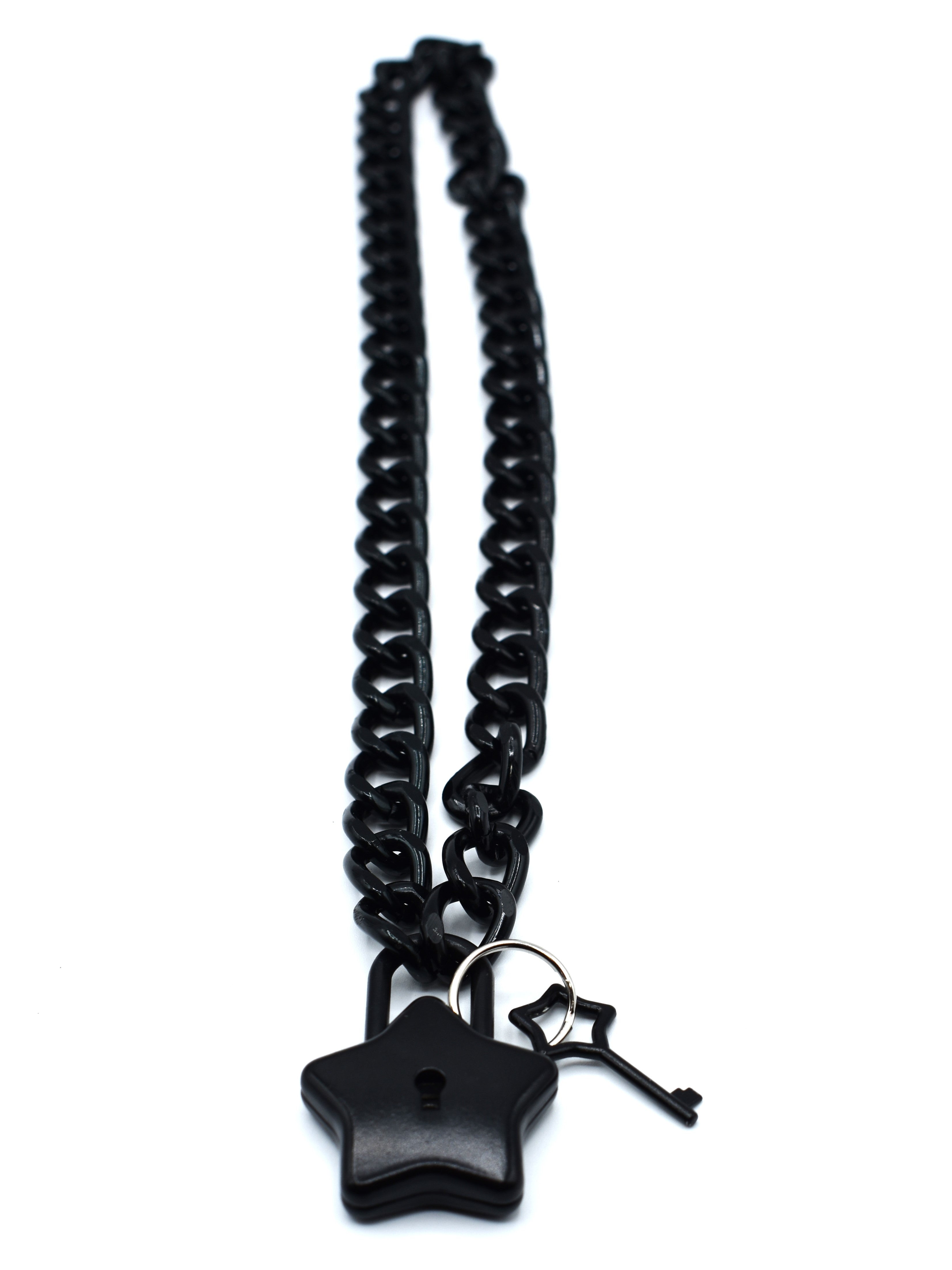 Star Lock Chain Choker- Black - Die With Your Boots On